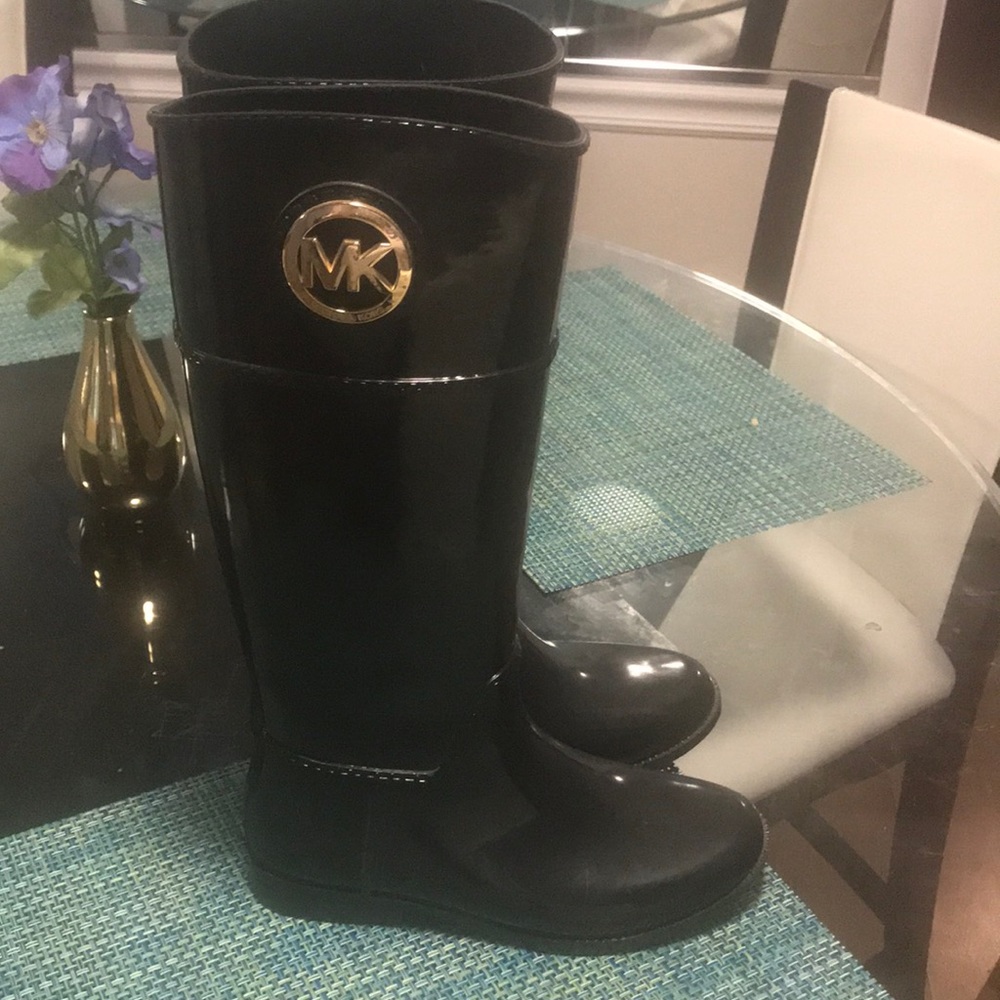 Black Michael Kors rain boots